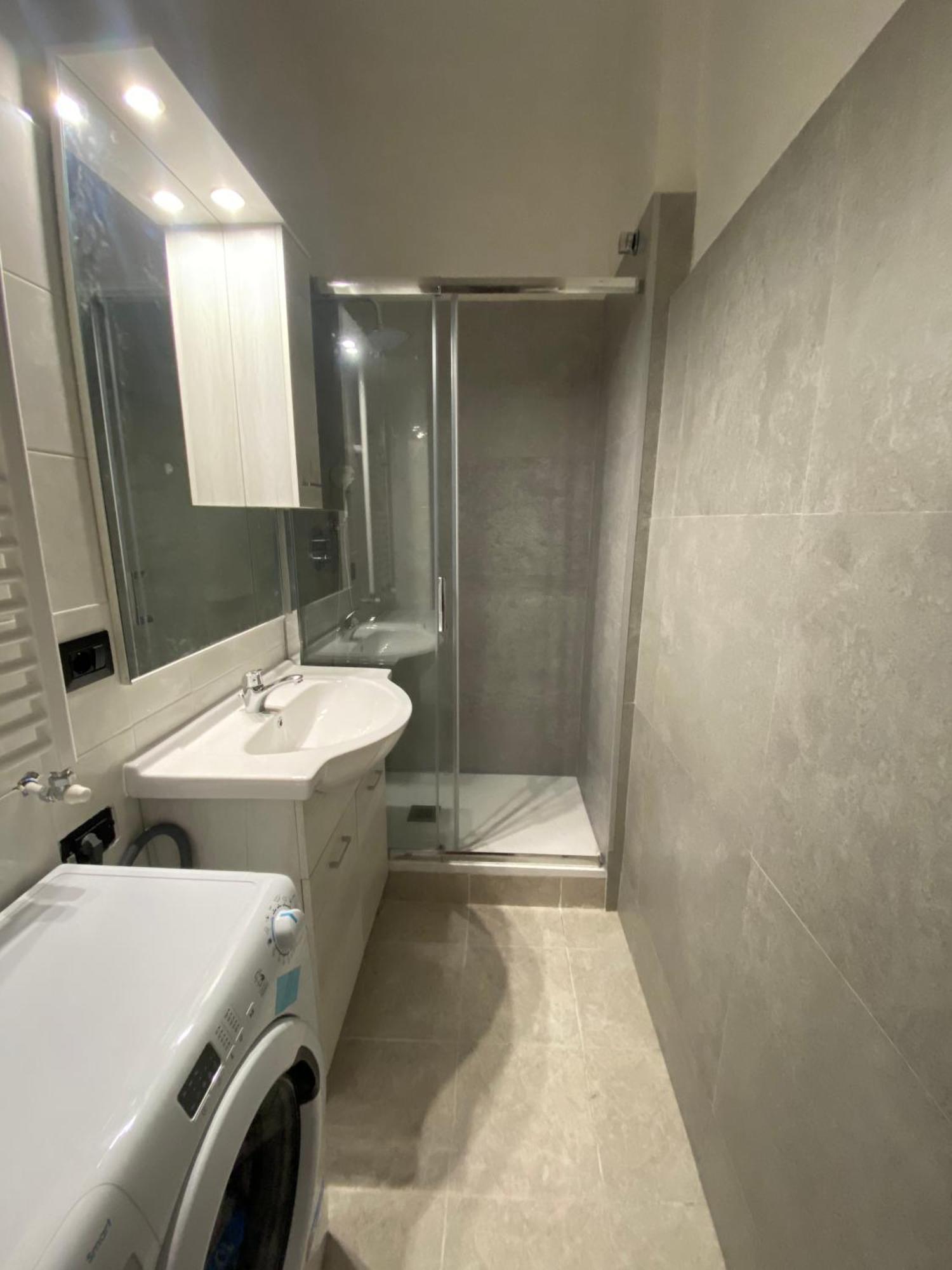 Lake Front Apartments, Lecco Ruang foto