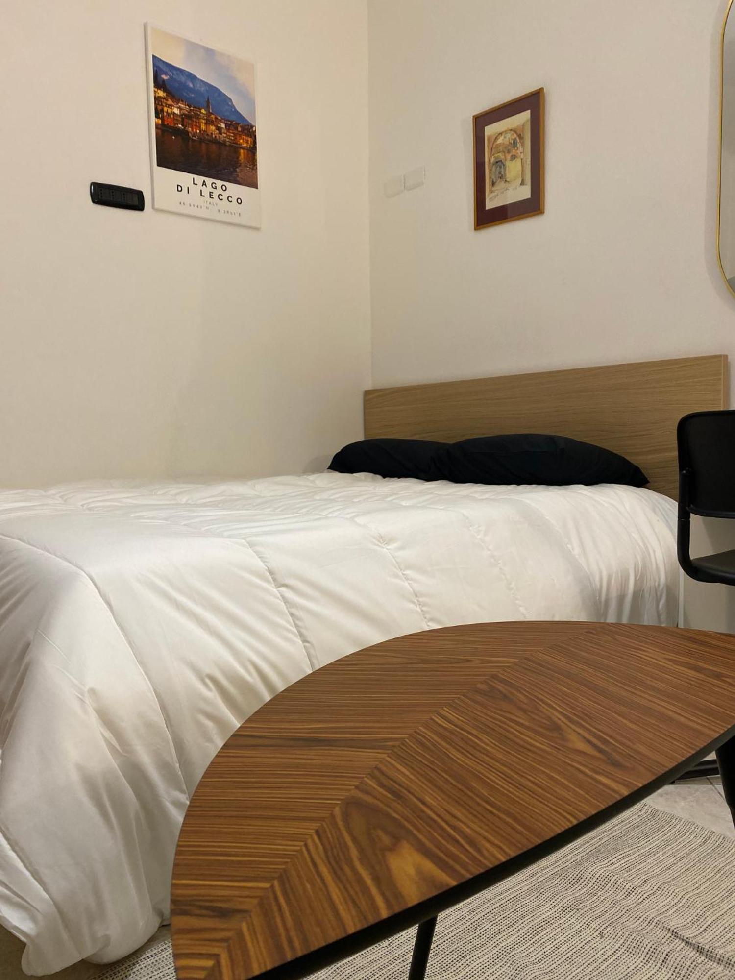 Lake Front Apartments, Lecco Bagian luar foto
