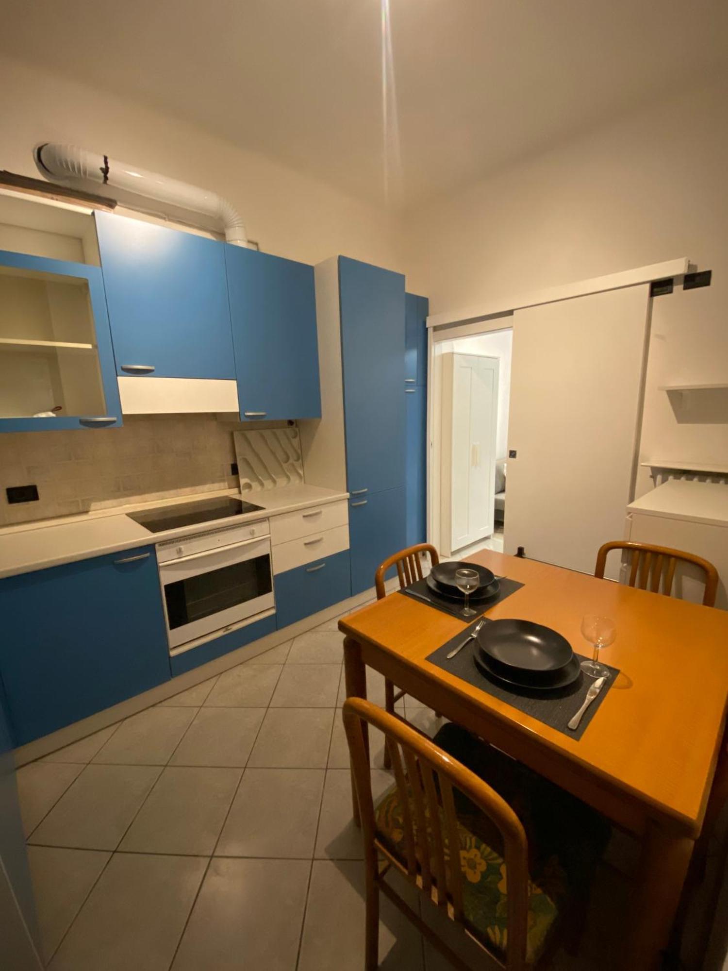 Lake Front Apartments, Lecco Bagian luar foto
